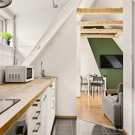Appartement Dinbnb I Shopping, Cafes And Attractions At Your Doorstep!